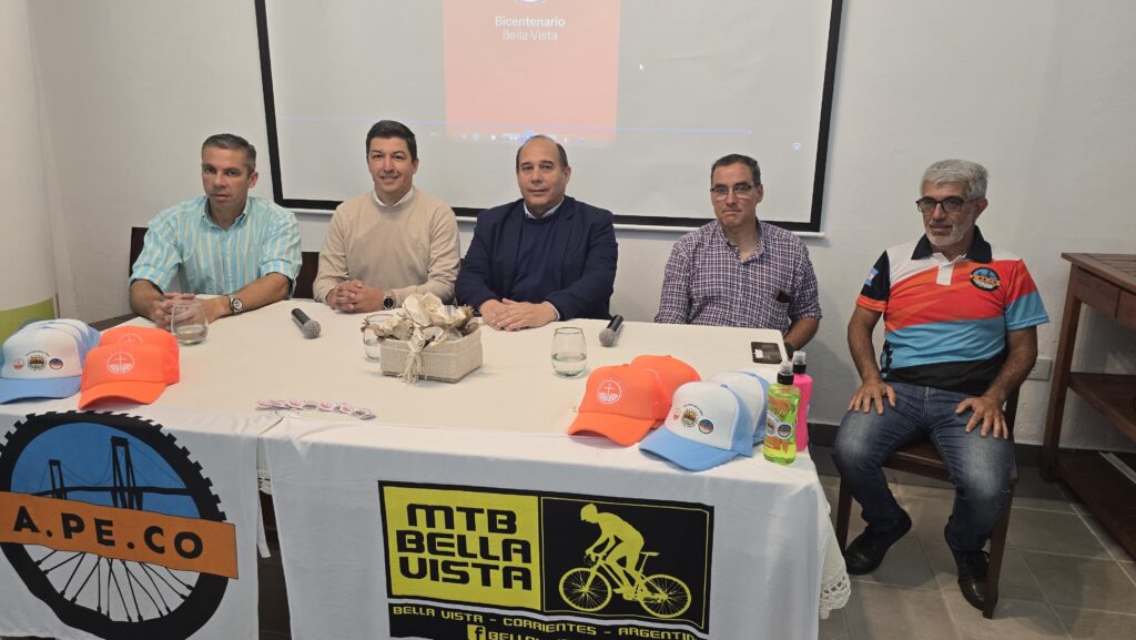 Gustavo Valdes + Turismo Corrientes